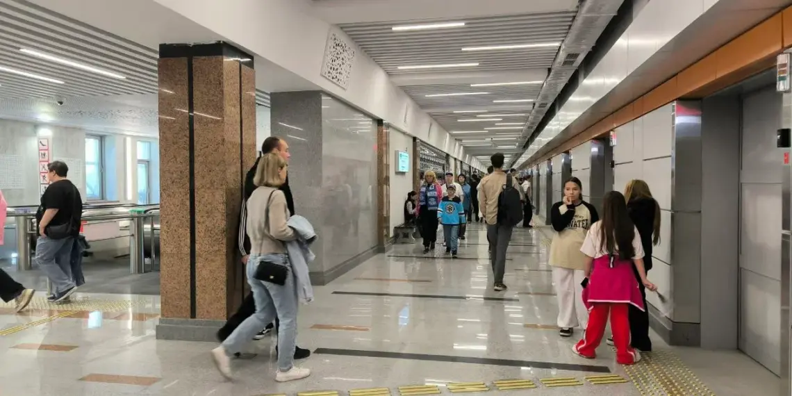 18,6 тысячи новосибирцев оплатили проезд в метро биометрией за месяц