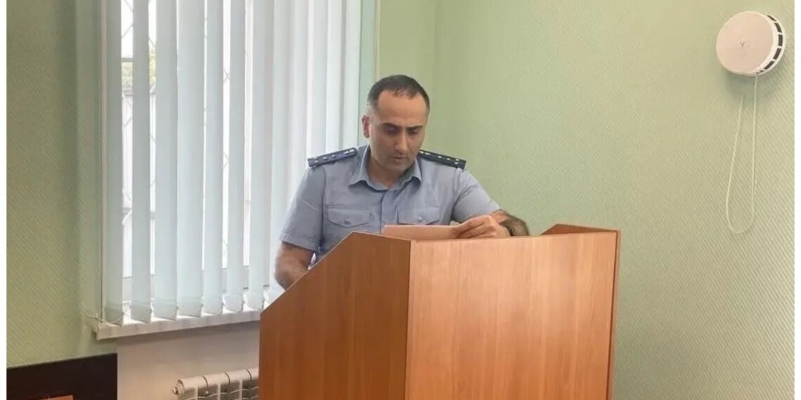 Убийца из НСО пытался убедить суд, что жертва наткнулась на нож сама, но ему не поверили и отправили в колонию
