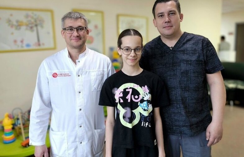Новосибирские хирурги спасли 14-летнюю балерину от проблем со спиной