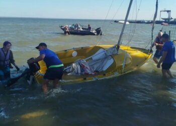 Спасатели предотвратили беду на Обском море