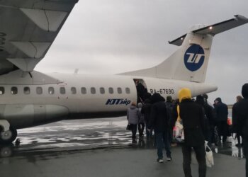 Каждый пятый самолет в России не летает: что происходит с авиацией в разгар сезона