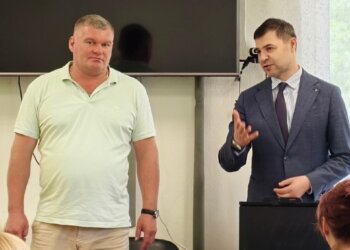 Городскую больницу № 3 возглавил сосудистый хирург: коллективу представили нового главврача