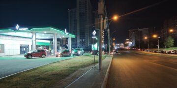 Для спецтехники в Новосибирской области ввели специальные часы заправки