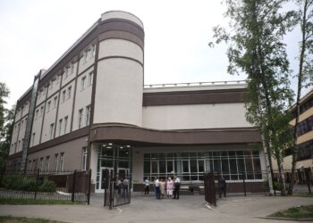 Арфа, гобой и орган: новая музыкальная школа с редкими направлениями и звёздными педагогами откроется 1 сентября в Академгородке