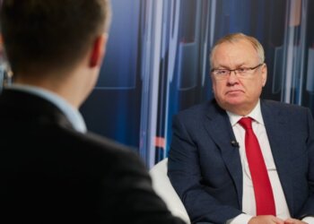 Андрей Костин рассказал, что партнерство с маркетплейсами ляжет в основу развития розничного бизнеса