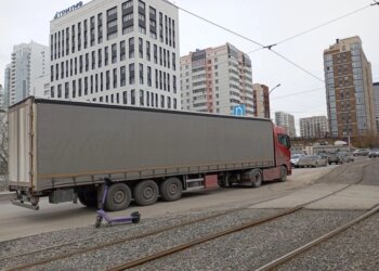 В Кемерово закрыли въезд в город для транзитных фур