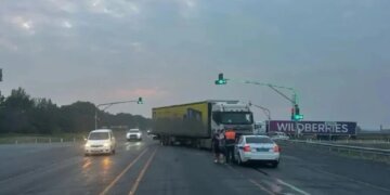 Под Новосибирском произошло смертельное ДТП с участием грузовика