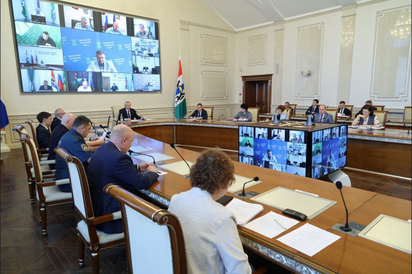 Новосибирская область сохраняет лидерство в СФО по обороту розничной и оптовой торговли