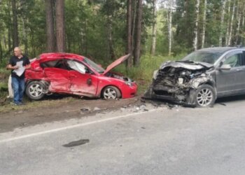 Под Новосибирском в ДТП на встречной полосе погибла женщина
