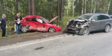 Под Новосибирском в ДТП на встречной полосе погибла женщина