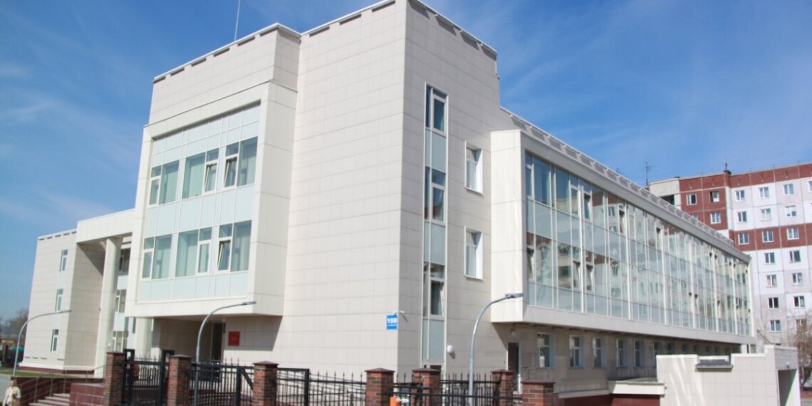 Напавшего на медиков новосибирца отправили в СИЗО