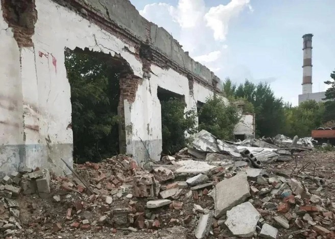 Мальчик погиб во время прогулки в омской «заброшке»