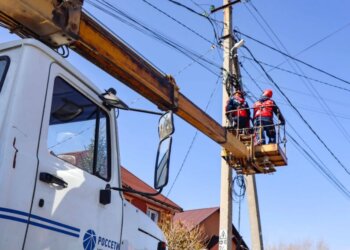 В энергокомпании прокомментировали трагическую гибель ребёнка от удара током в Новосибирске
