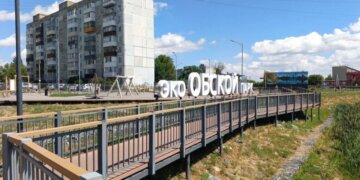 Жители Оби критикуют экопарк, построенный по нацпроекту за 174 млн рублей