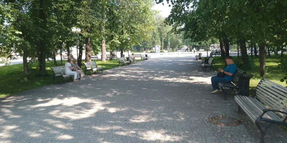 В Якутске проверят работу дирекции парков после падения несовершеннолетней с аттракциона