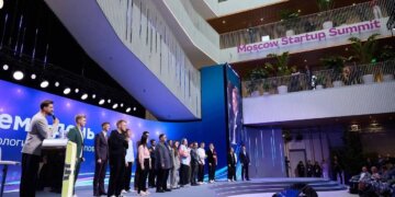 Сократить путь от идеи до рынка: в Москве пройдёт Второй стартап-саммит для инвесторов и технологических предпринимателей