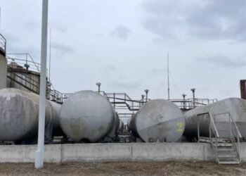 В Новосибирске на продажу выставлена нефтебаза с НПЗ за 240 миллионов рублей