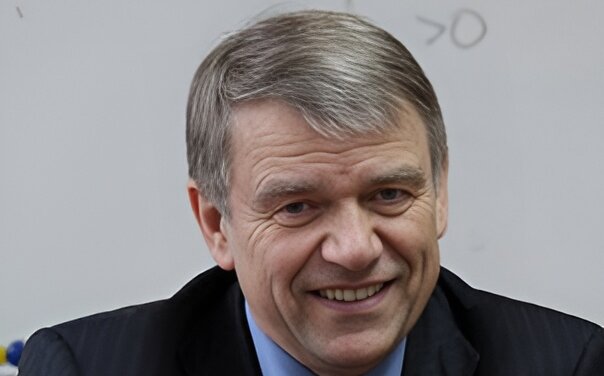 Суд отменил дисквалификацию новосибирского академика Пармона