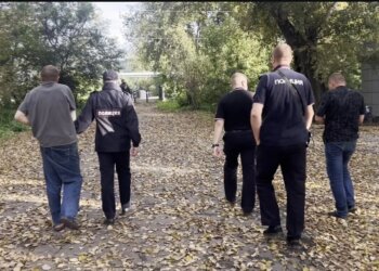 Пятилетний мальчик найден в квартире похитителя в Кузбассе