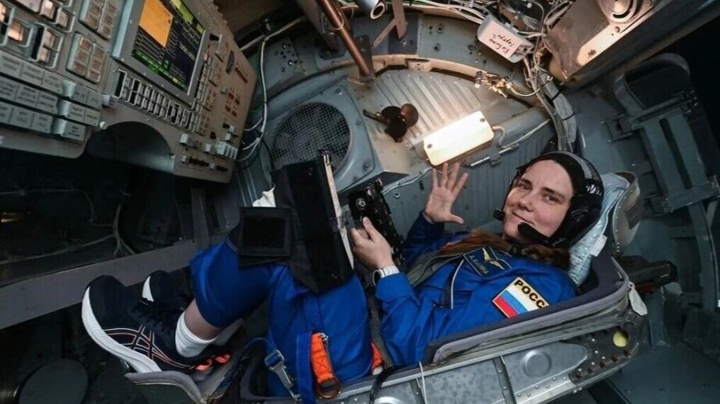 Новосибирский космонавт Анна Кикина отметила День рождения на МКС