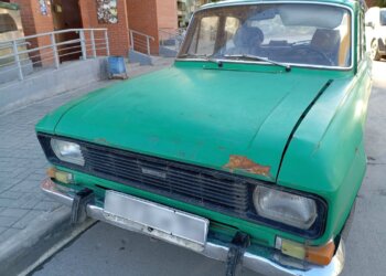 С улиц Новосибирска могут эвакуировать более 200 брошенных авто