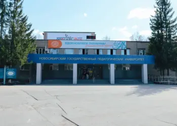 Вместо дома – общага: как студентам-первокурсникам адаптироваться к новым условиям жизни и учёбы