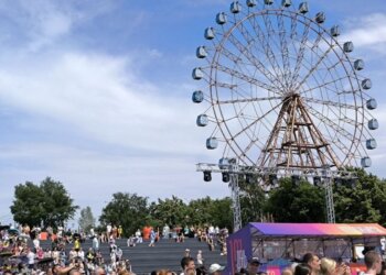 В Новосибирске стартуют бесплатные фестивали выходного дня: от битвы с нейросетью до дня ухи