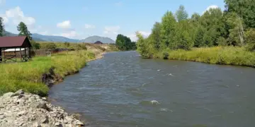 Озеро Байкал загрязнили фекалиями