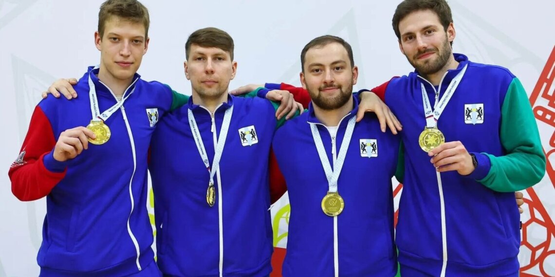 Новосибирские фехтовальщики снова стали чемпионами