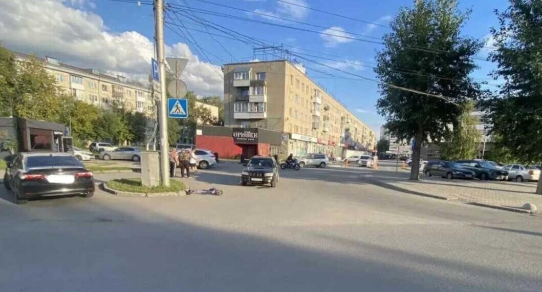 В  Новосибирске подросток на электросамокате попал в ДТП с Subaru