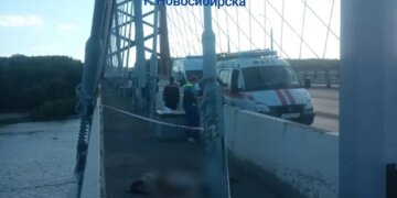 Мужчина погиб, упав с арки Бугринского моста в Новосибирске