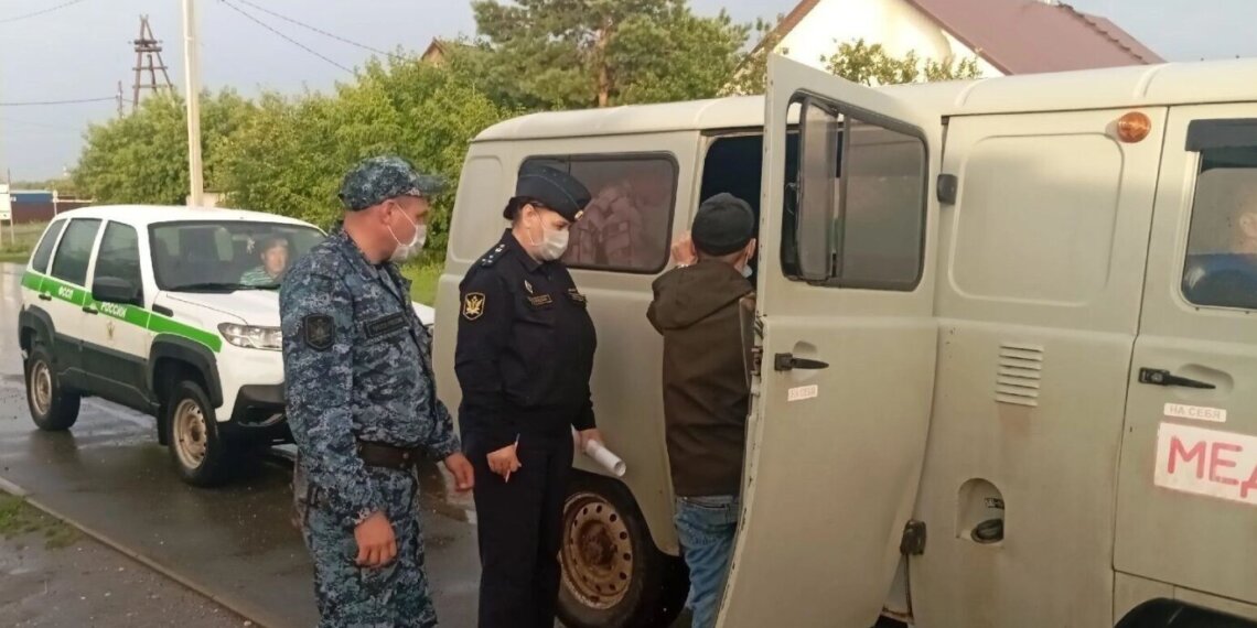 Трое больных туберкулёзом представляли угрозу и были изолированы в НСО