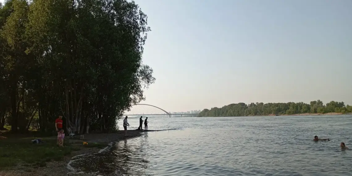 В Новосибирске назвали дату завершения пляжного сезона