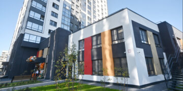 Новый корпус детского сада «Медвежонок» открыли в Октябрьском районе Новосибирска