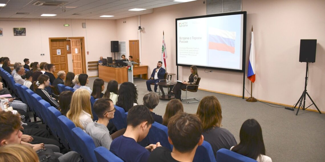 Герой России Владимир Сайбель: «В Новосибирской области налажена масштабная работа по адаптации ветеранов и патриотическому воспитанию молодёжи»