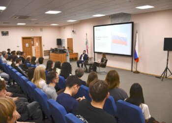Герой России Владимир Сайбель: «В Новосибирской области налажена масштабная работа по адаптации ветеранов и патриотическому воспитанию молодёжи»