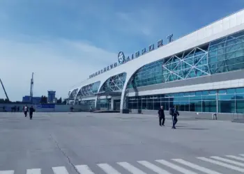 В новосибирском аэропорту Толмачёво изменили расписание: отменены рейсы в Сочи и Иркутск