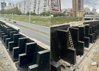На Ипподромской магистрали в Новосибирске строители возвели подпорную стену.