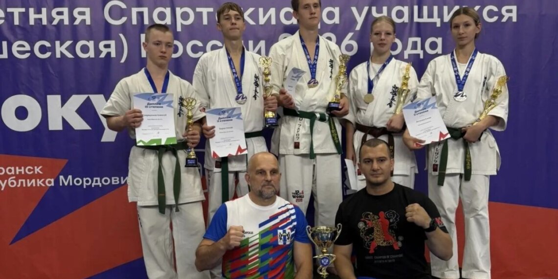 Новосибирские каратисты стали победителями юношеской Спартакиады учащихся России