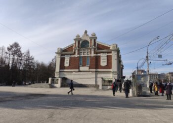 Новосибирским учителям разрешили бесплатно посещать Краеведческий музей