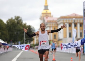 Новосибирец одержал победу в старейшем марафоне Европы