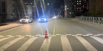 В Новосибирске мотоциклист сбил девушку на пешеходном переходе