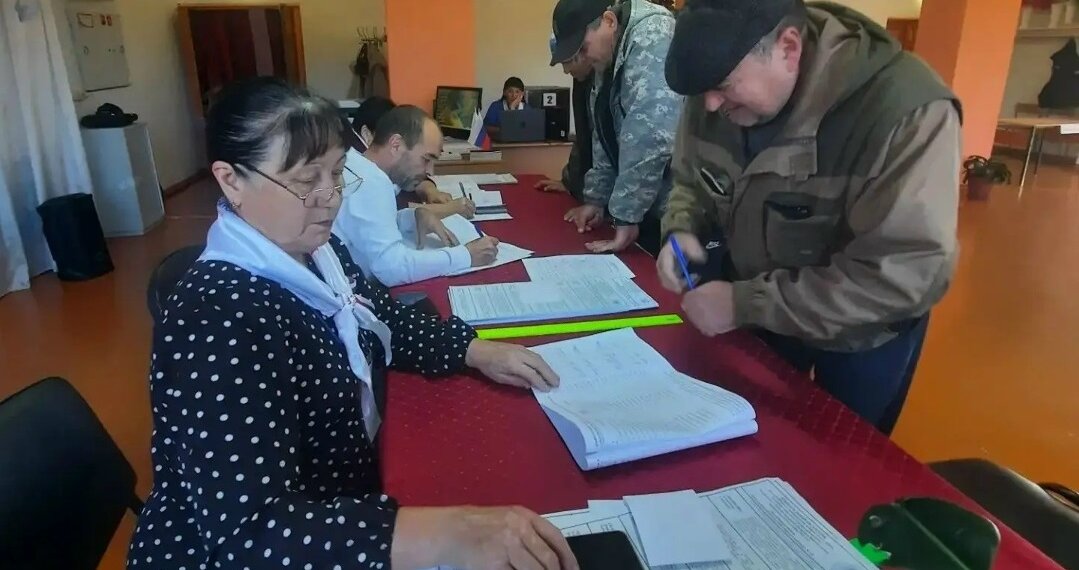 Выборы-2026 в Новосибирской области: явка к полудню третьего дня достигла 30,38%