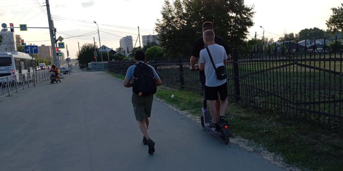 Пара из Москва лишилась 100 тысяч за романтическую поездку