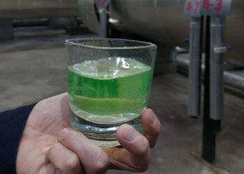 Зелёная вода из крана может пойти в домах новосибирцев