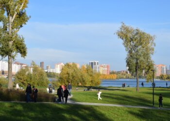 От ночных заморозков до +27: контрастная погода ожидает новосибирцев в выходные