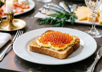 Эксперт назвала продукты, которые уже сейчас можно купить к Новому году