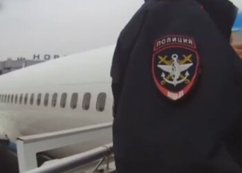 Томич покурил в туалете самолёта, летевшего в Новосибирск