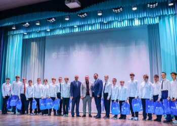 Более 70 школьников региона стали участниками нового сезона профориентационного проекта «Энергокружки» от «Россети Новосибирск»