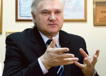 Умер журналист и медиаменеджер Юрий Слуянов